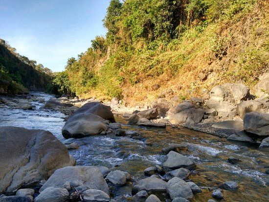 Dewi Selendang Waterfall